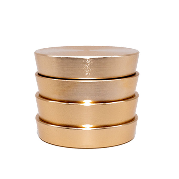 The Sackville signature grinder is a smaller 4-Tier grinder in soft brushed gold with a beautiful design so you wont need to hide her away.  With four tiers including a mesh keif screen, keif bowl and diamond-sharp teeth for the perfect fluffy ground flower, it will outperform all others too. Get a grinder that does job and looks sexy at the same time. Just like you.